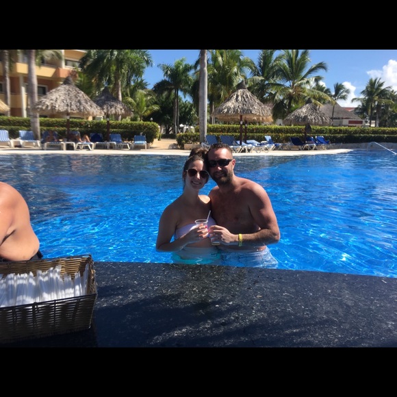 Meet your Posher, Kendra - Picture 7 of 7